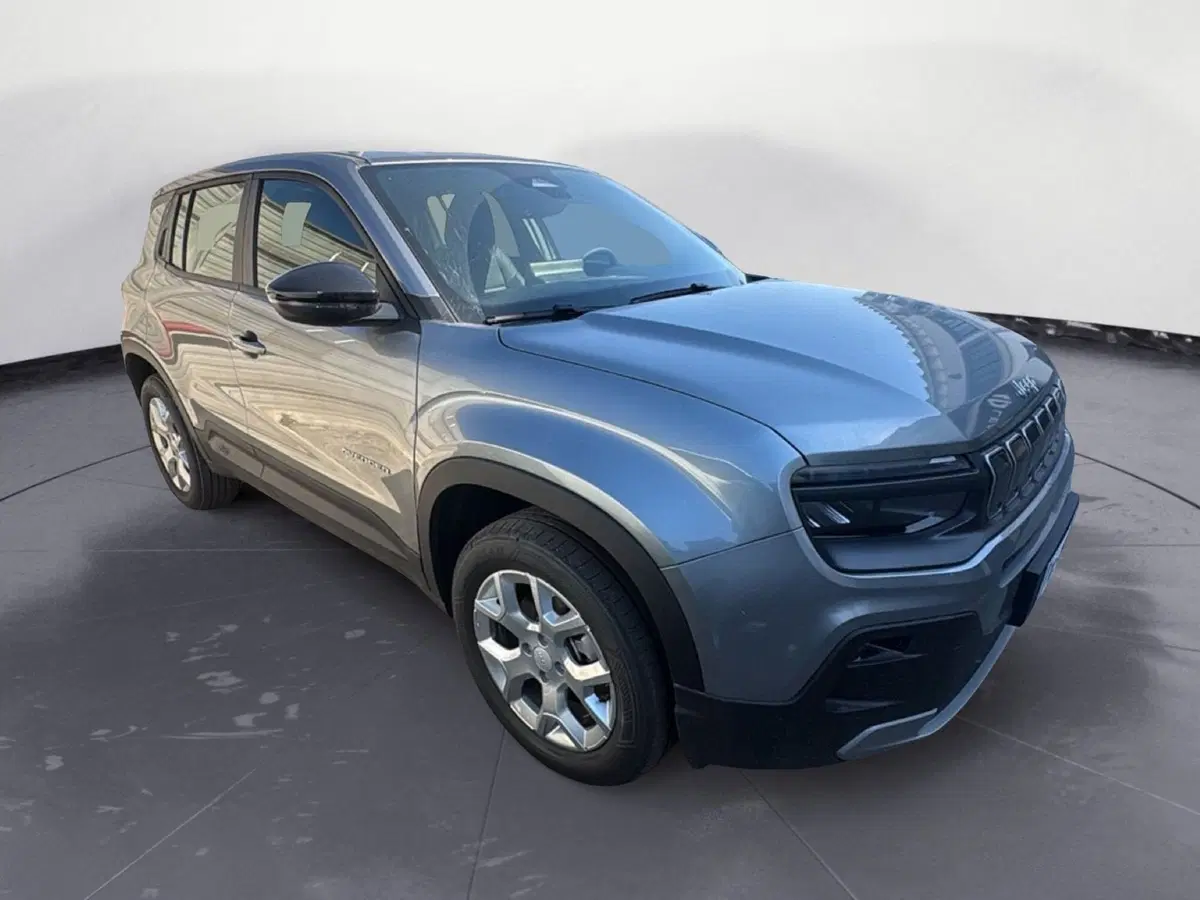Jeep Avenger nuova a Agrigento (8)