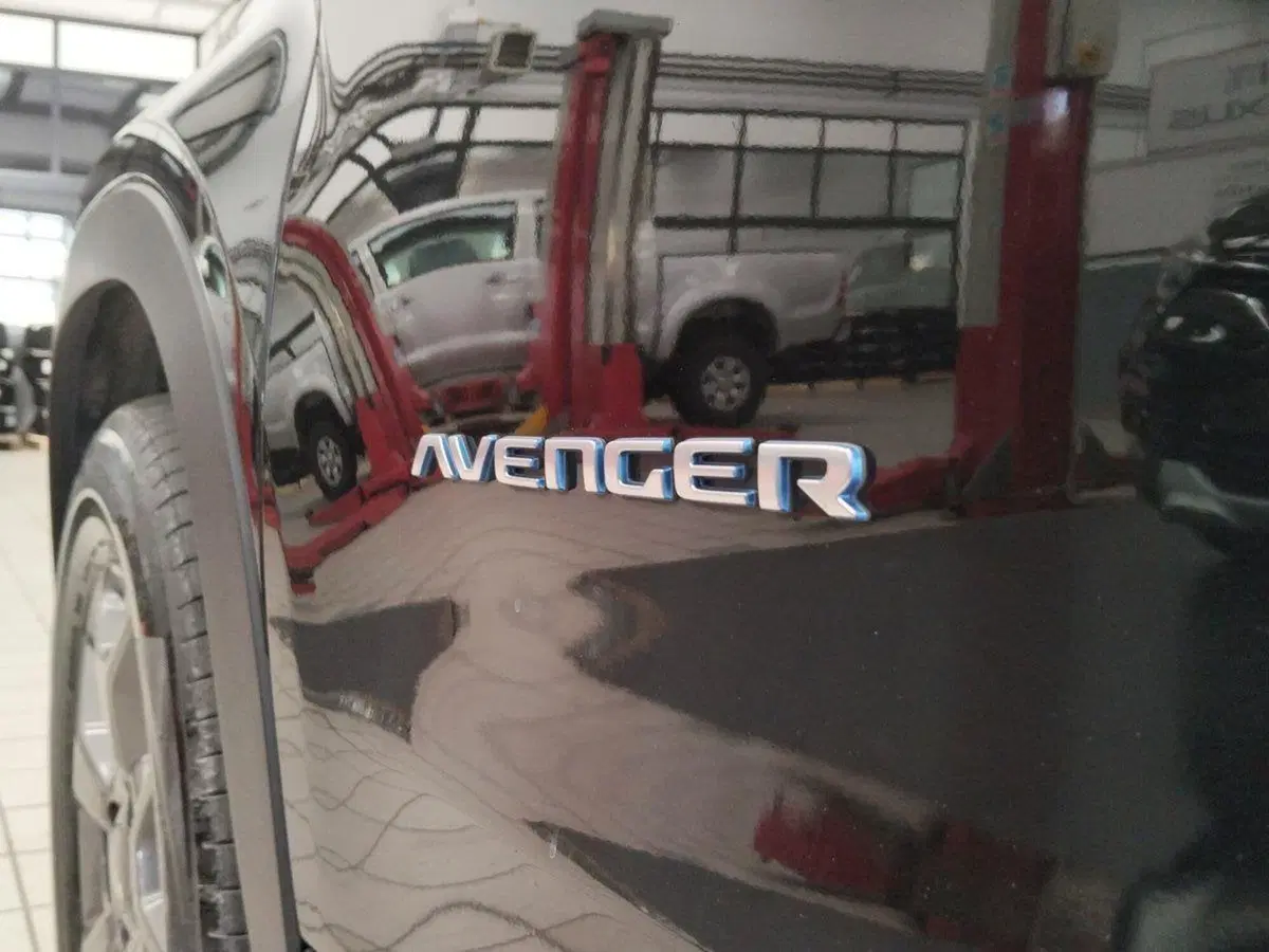 Jeep Avenger usata a Roma (14)