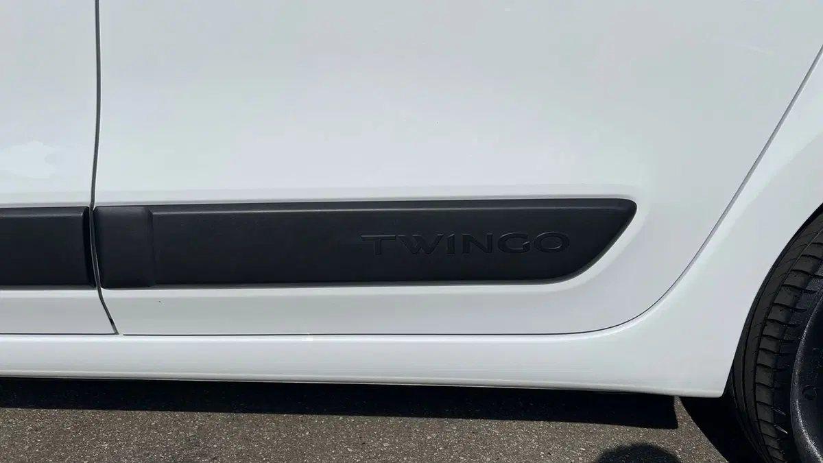 Renault Twingo usata a Parma (10)