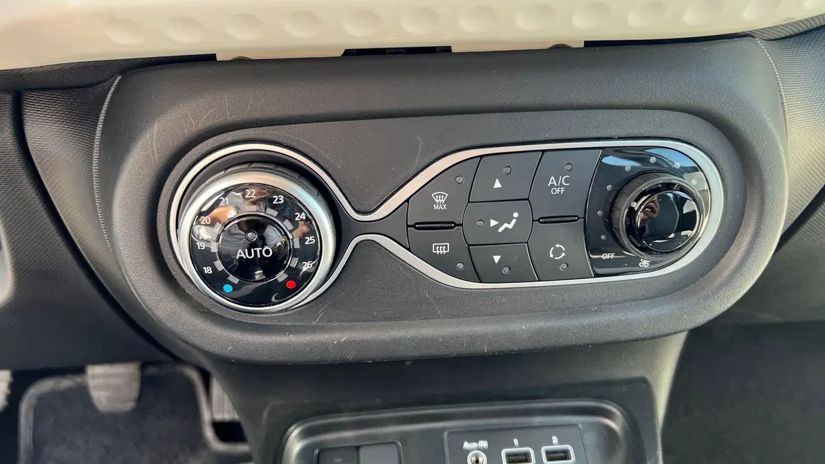 Renault Twingo usata a Parma (18)