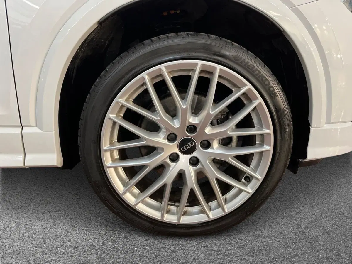 Audi Q2 usata a Bari (6)