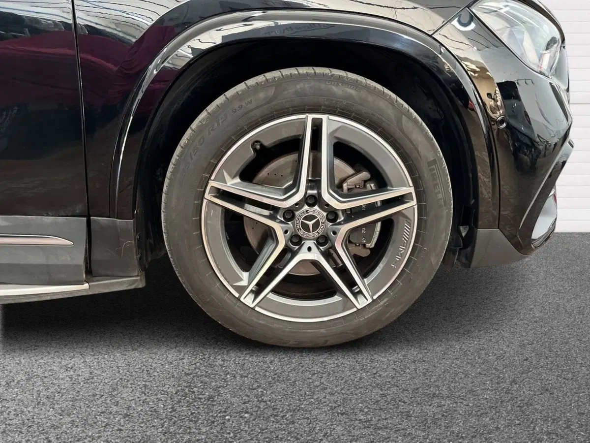 Mercedes-Benz GLA SUV usata a Bari (6)