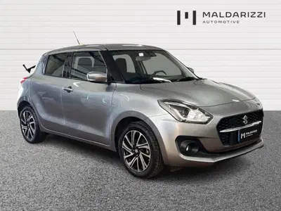 Suzuki Swift 1.2h Top 2wd del 2021 usata a Bari