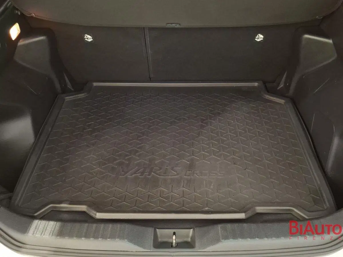 Toyota Yaris Cross usata a Firenze (6)
