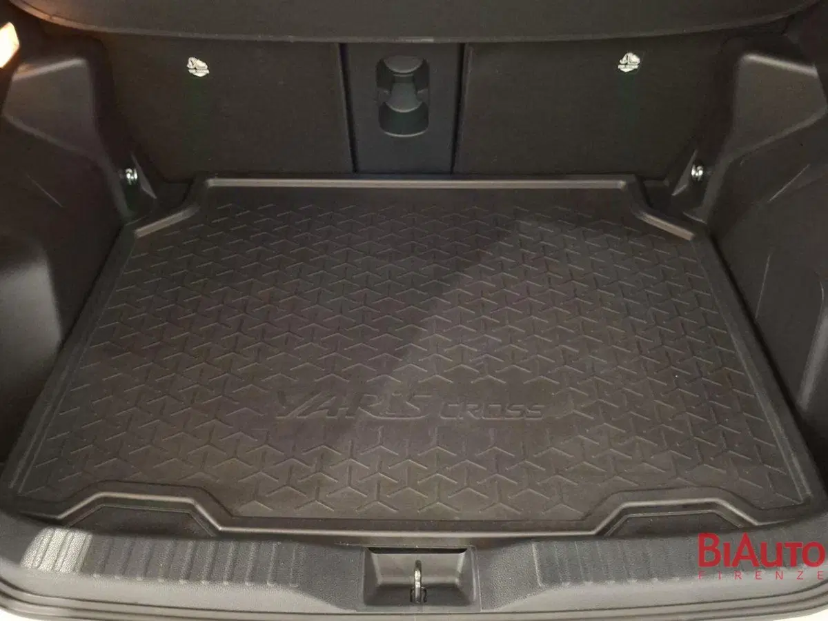 Toyota Yaris Cross usata a Firenze (6)