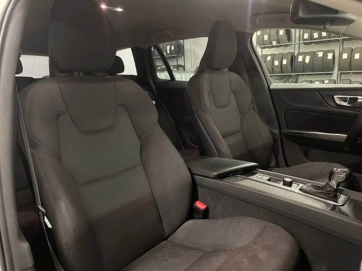 Volvo V60 usata a Ancona (14)