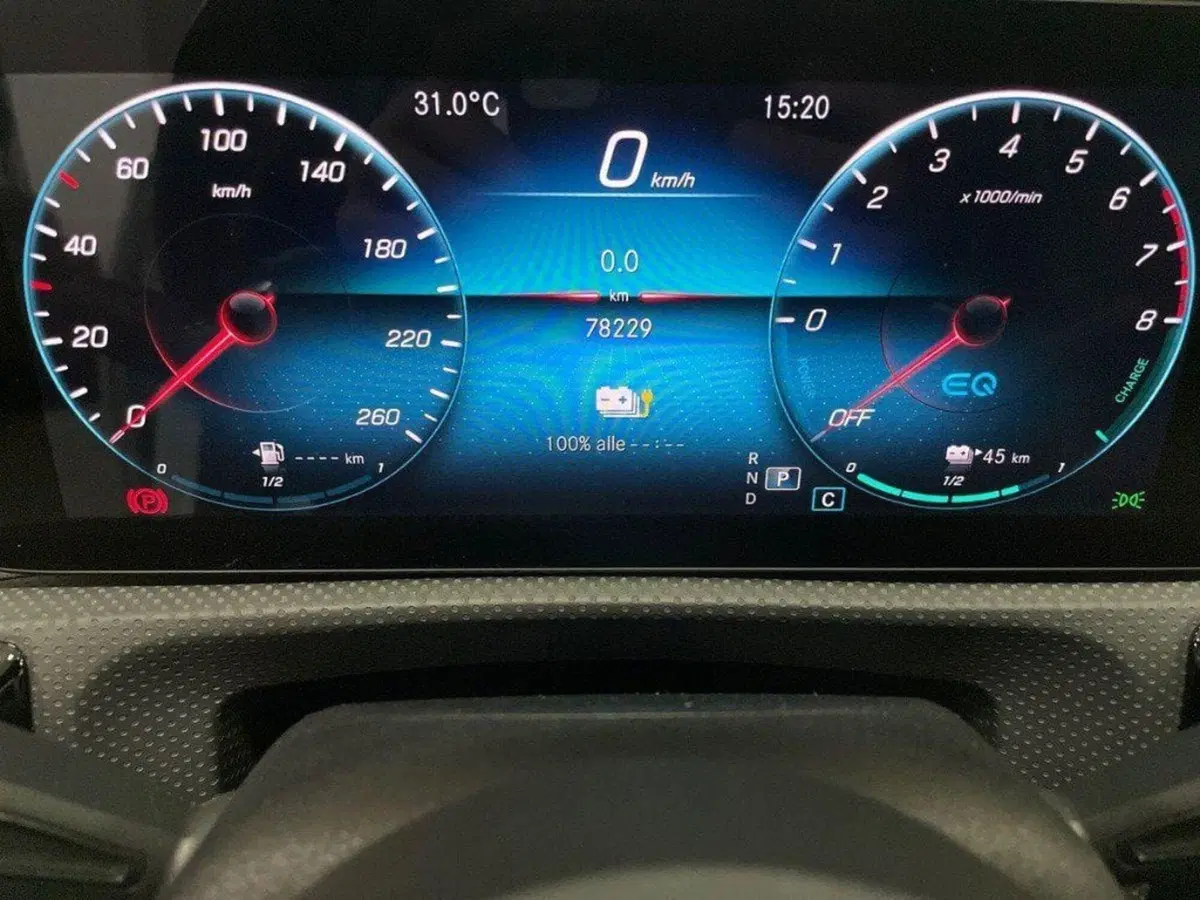 Mercedes-Benz Classe A usata a Ancona (9)