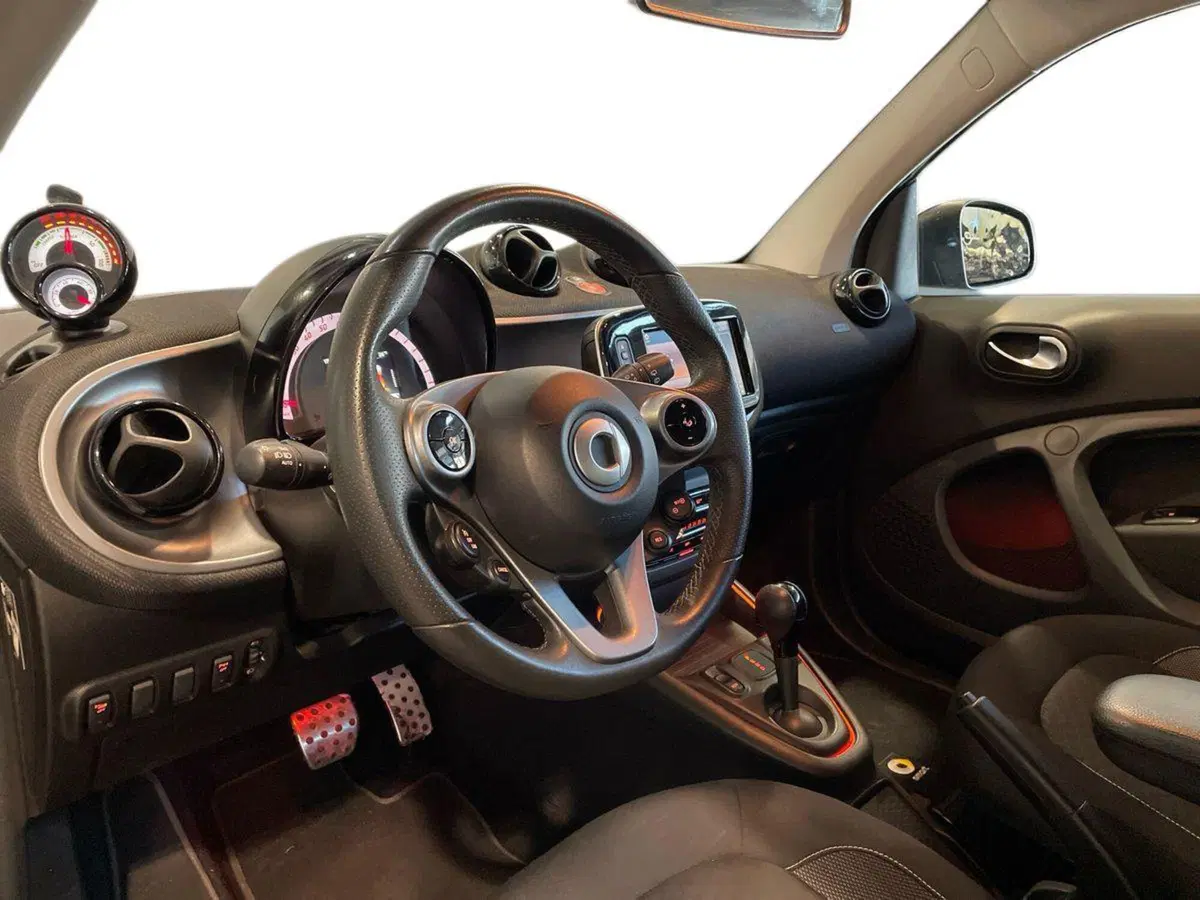smart Fortwo usata a Macerata (16)