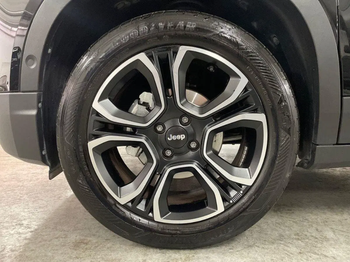 Jeep Avenger usata a Macerata (8)