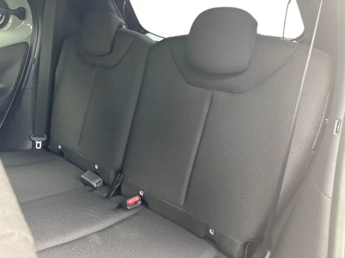 Toyota Aygo X nuova a Perugia (10)