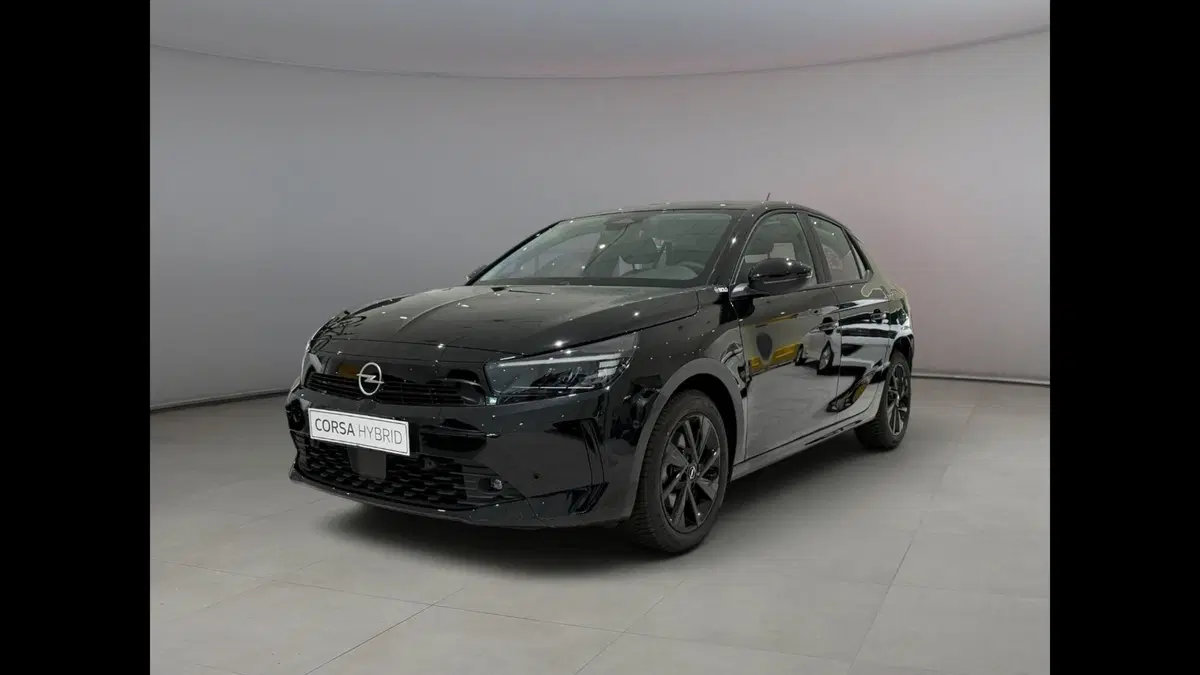 Opel Corsa nuova a Palermo
