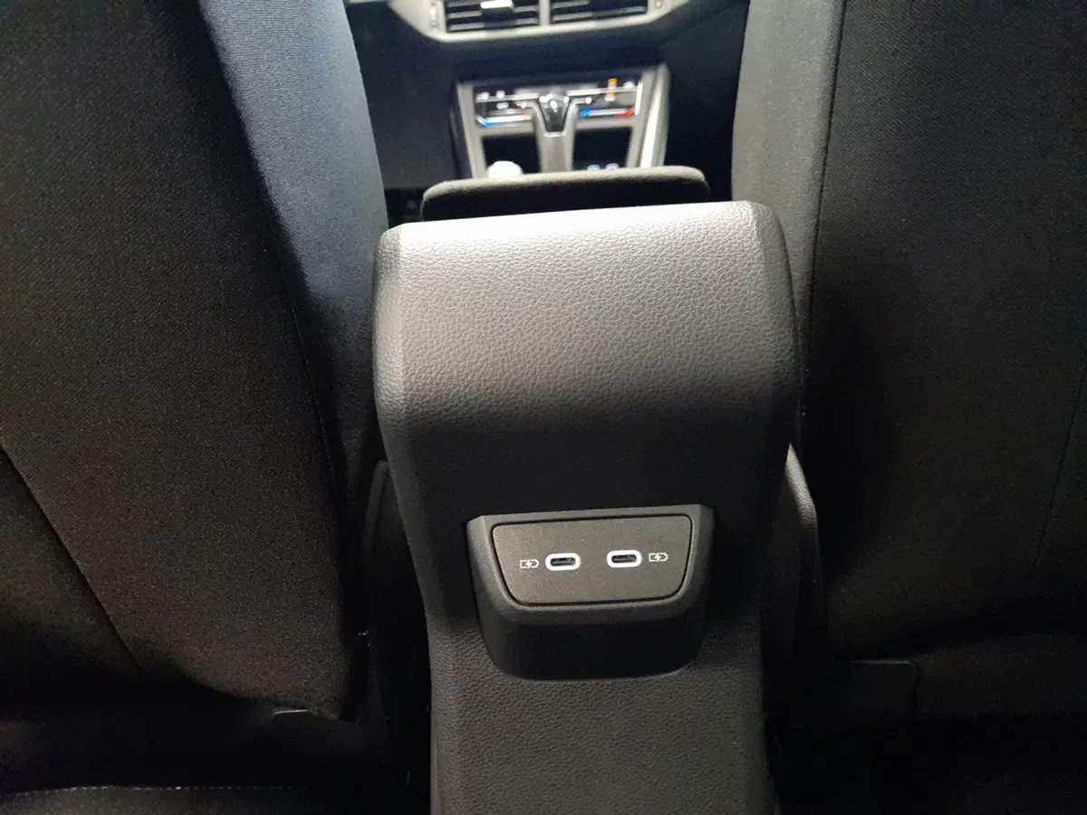 Volkswagen Taigo nuova a Bologna (15)