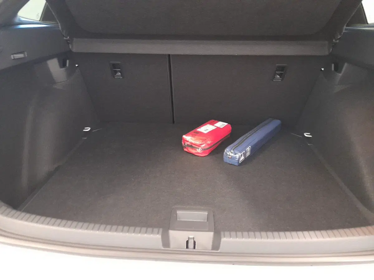 Volkswagen Taigo nuova a Bologna (17)