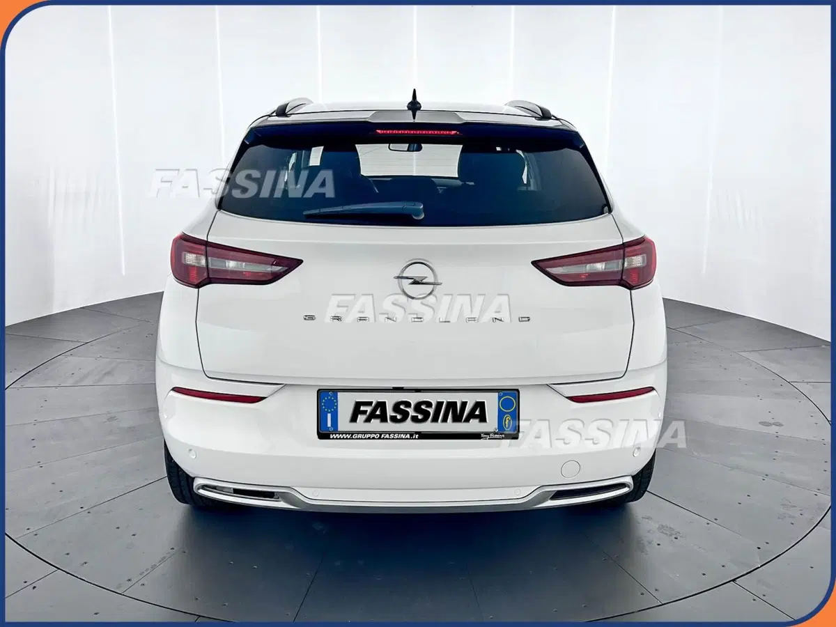 Opel Grandland nuova a Milano (5)