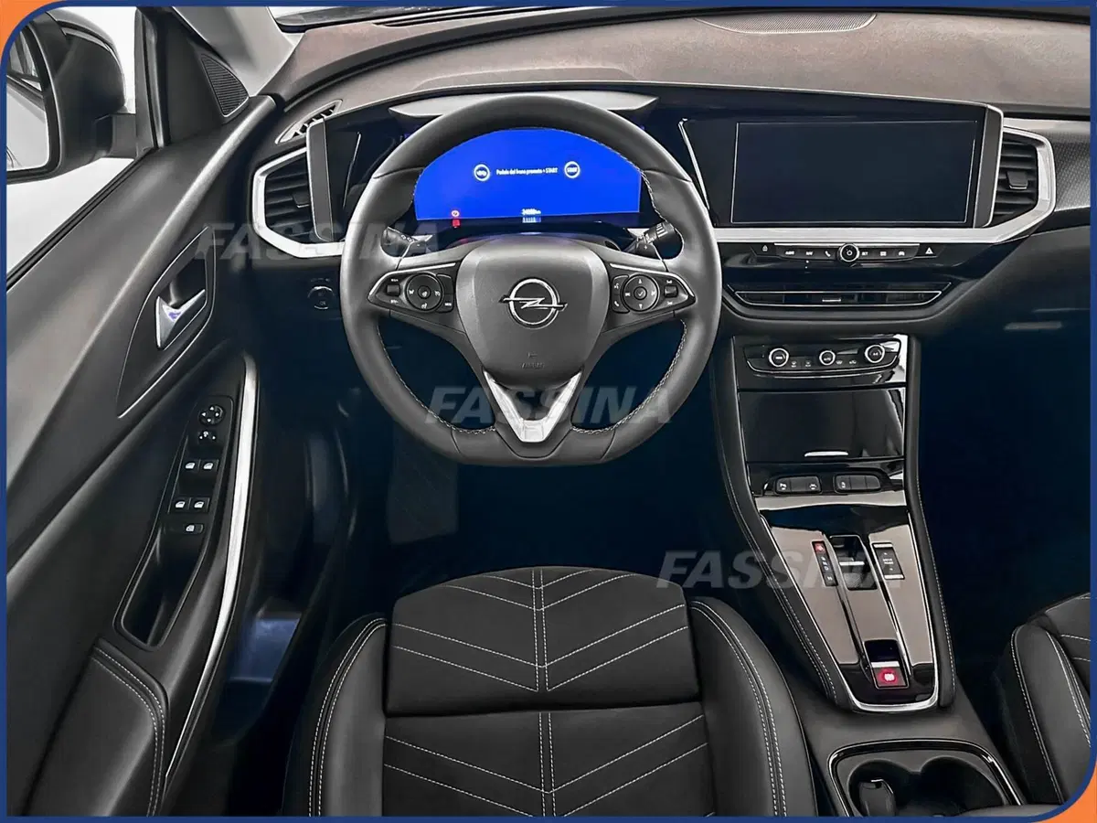 Opel Grandland nuova a Milano (9)