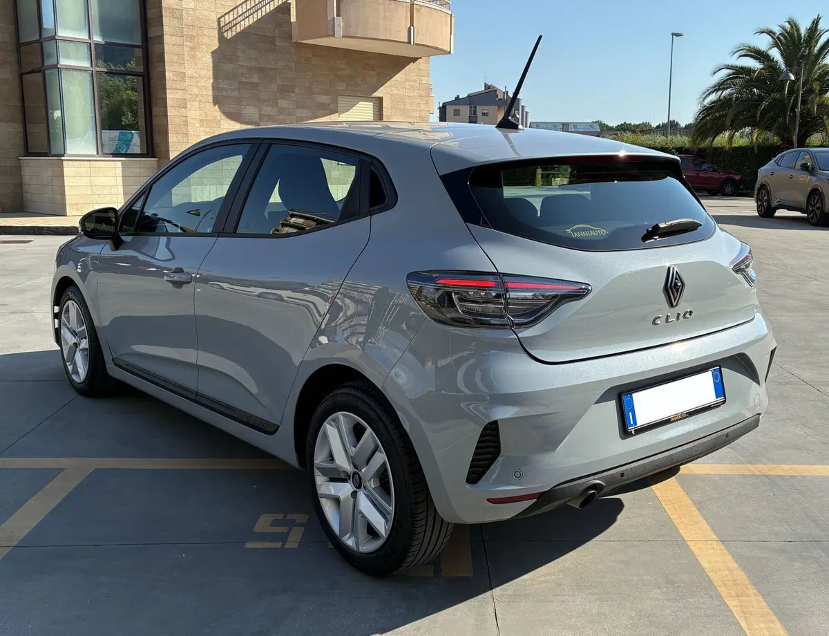 Renault Clio usata a Frosinone (4)