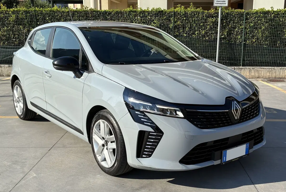 Renault Clio usata a Frosinone (8)