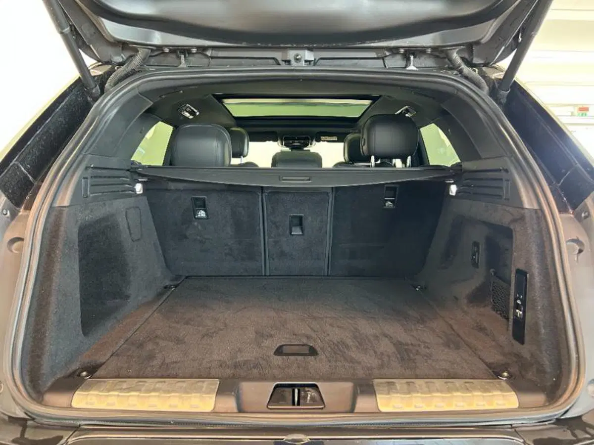 Land Rover Range Rover Sport usata a Venezia (15)