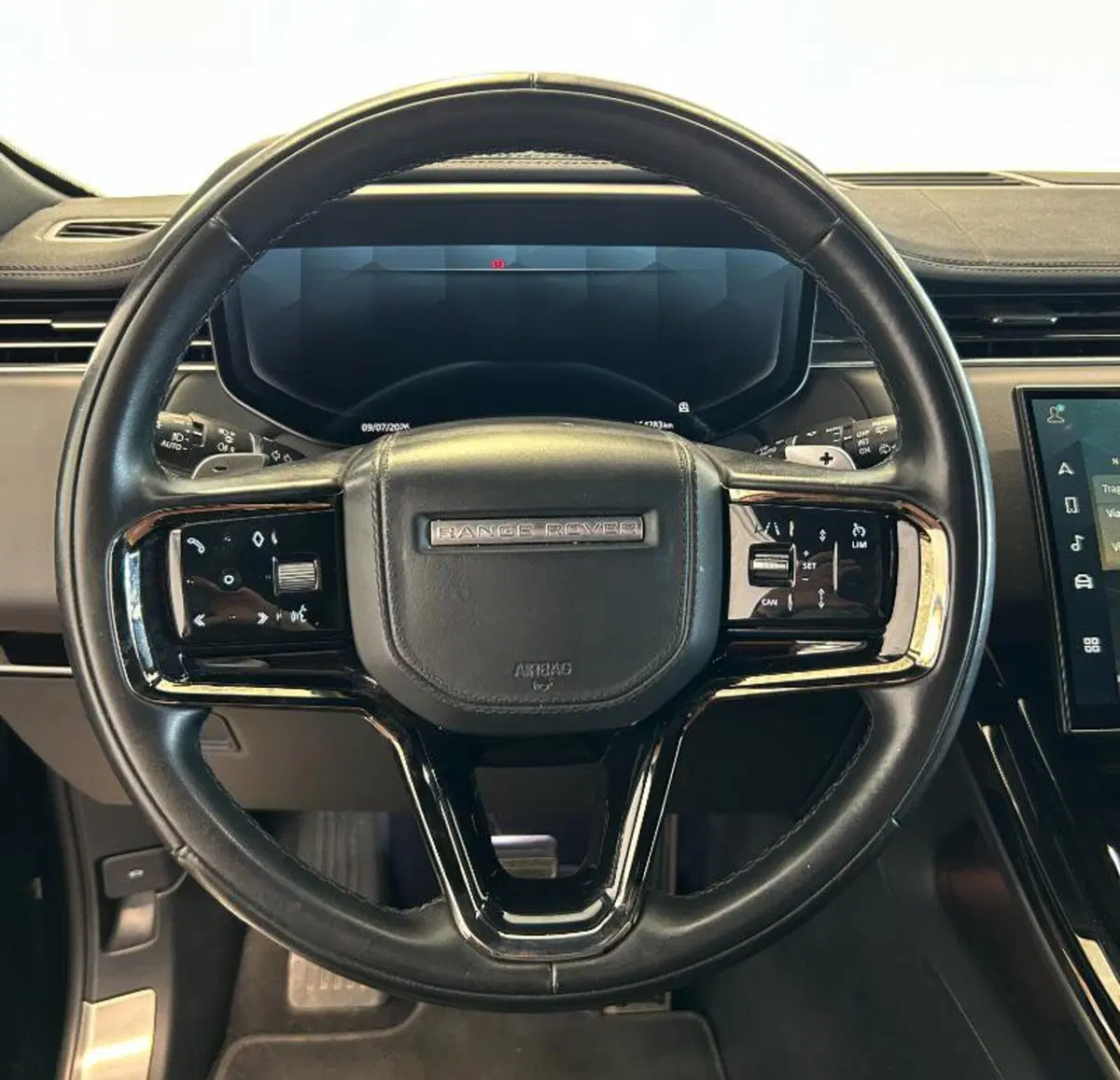 Land Rover Range Rover Sport usata a Venezia (19)