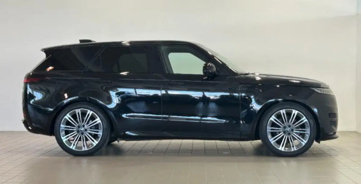 Land Rover Range Rover Sport usata a Venezia (6)