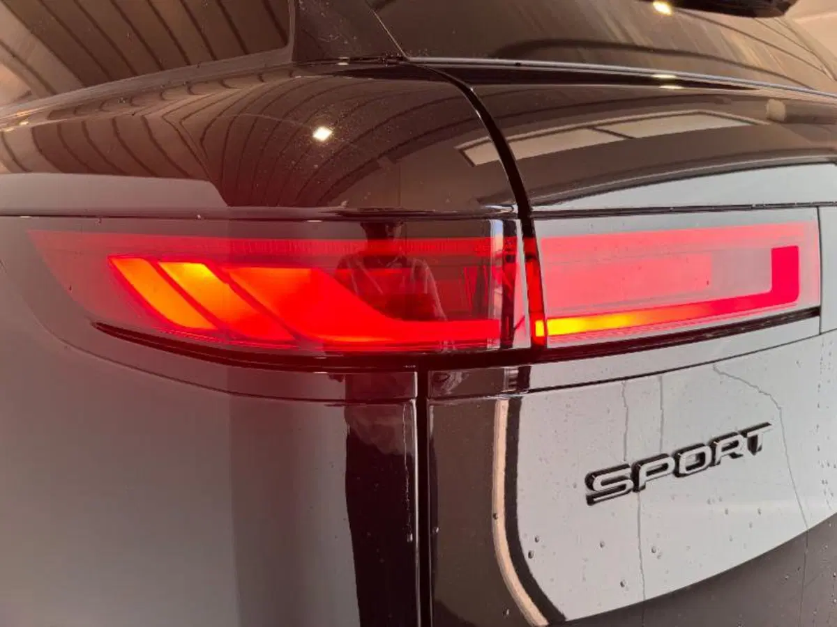 Land Rover Range Rover Sport usata a Venezia (10)