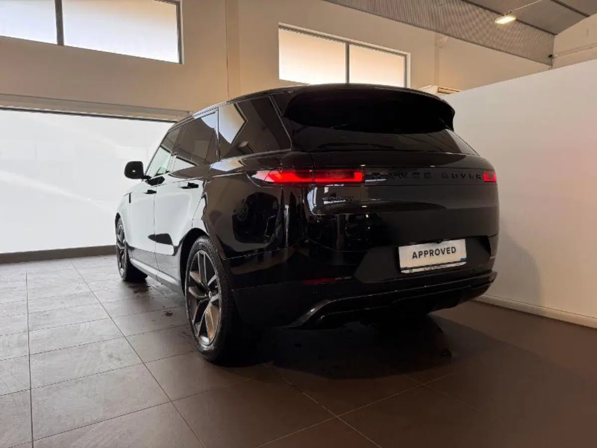 Land Rover Range Rover Sport usata a Venezia (3)