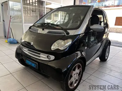 smart Fortwo 700 coup&eacute; grandstyle (45 kW) del 2006 usata a Seveso