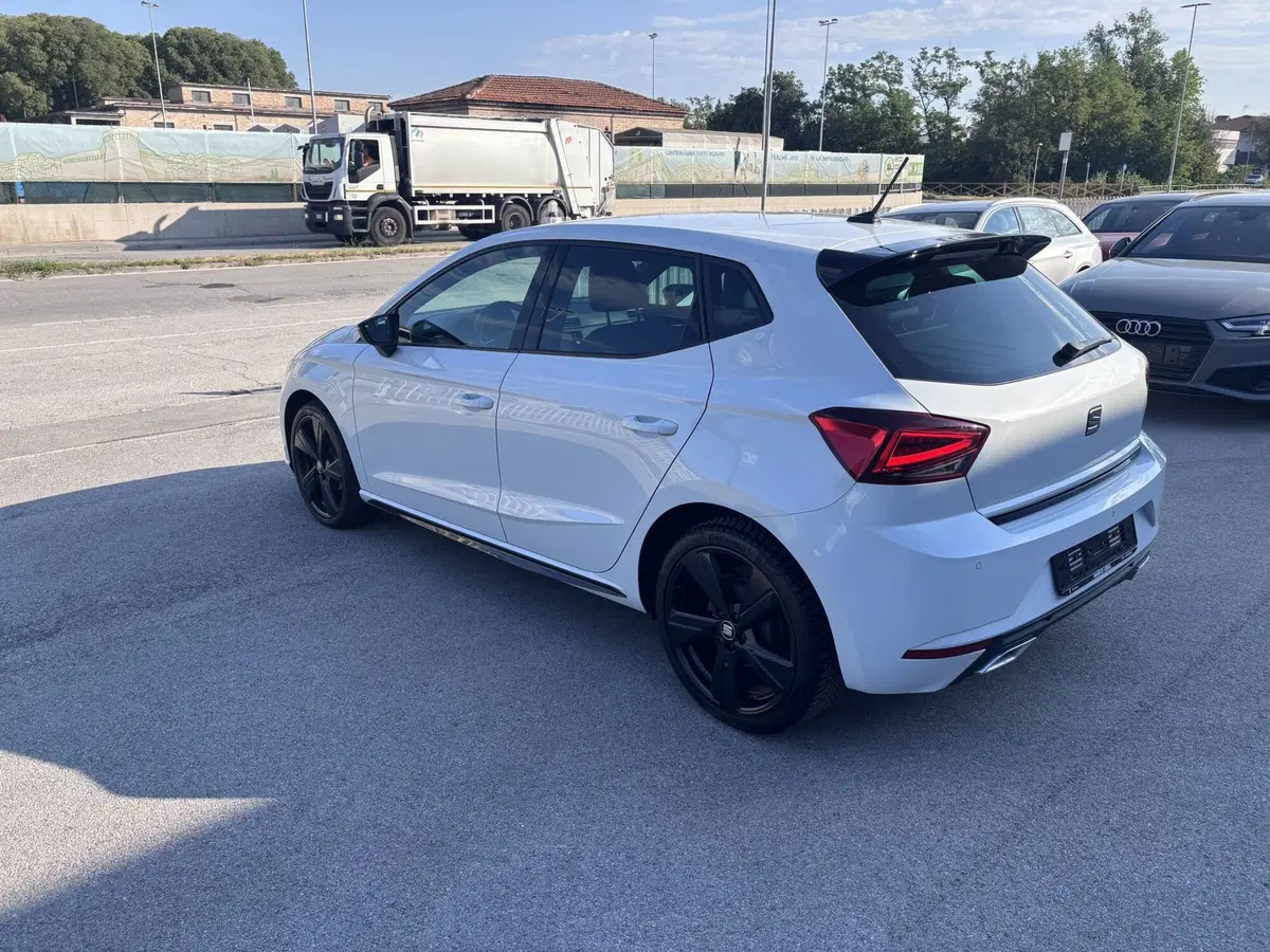 SEAT Ibiza usata a Ancona (7)