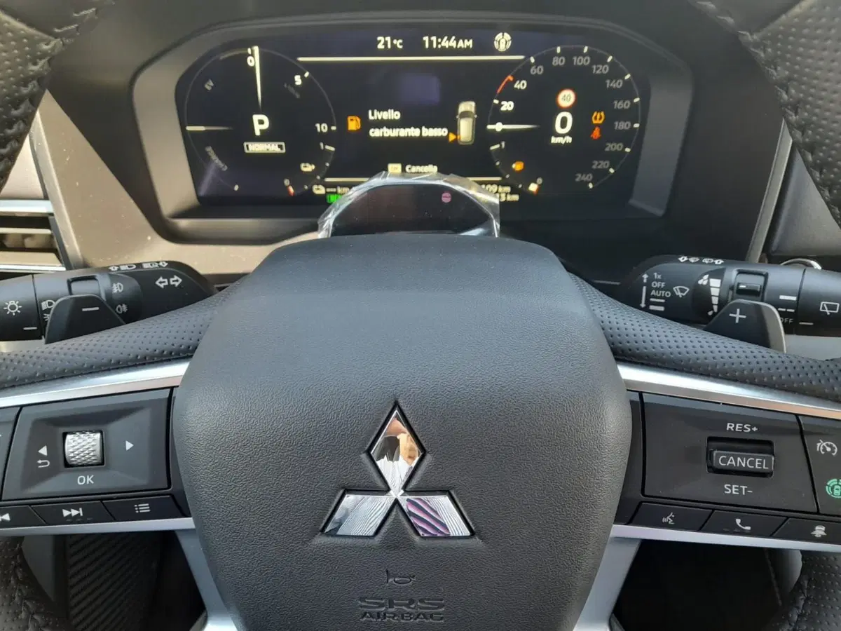 Mitsubishi Outlander nuova a L'Aquila (19)