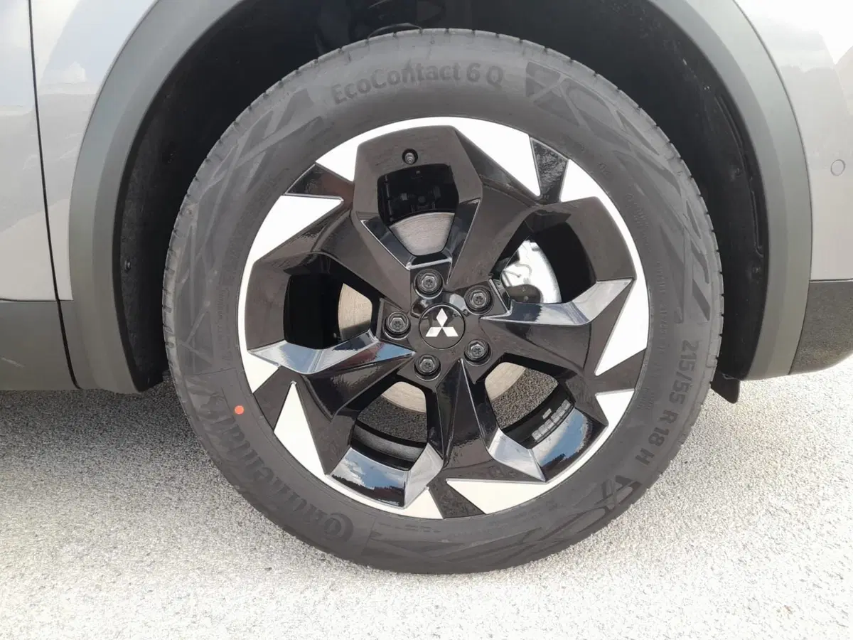 Mitsubishi Grandis nuova a L'Aquila (13)