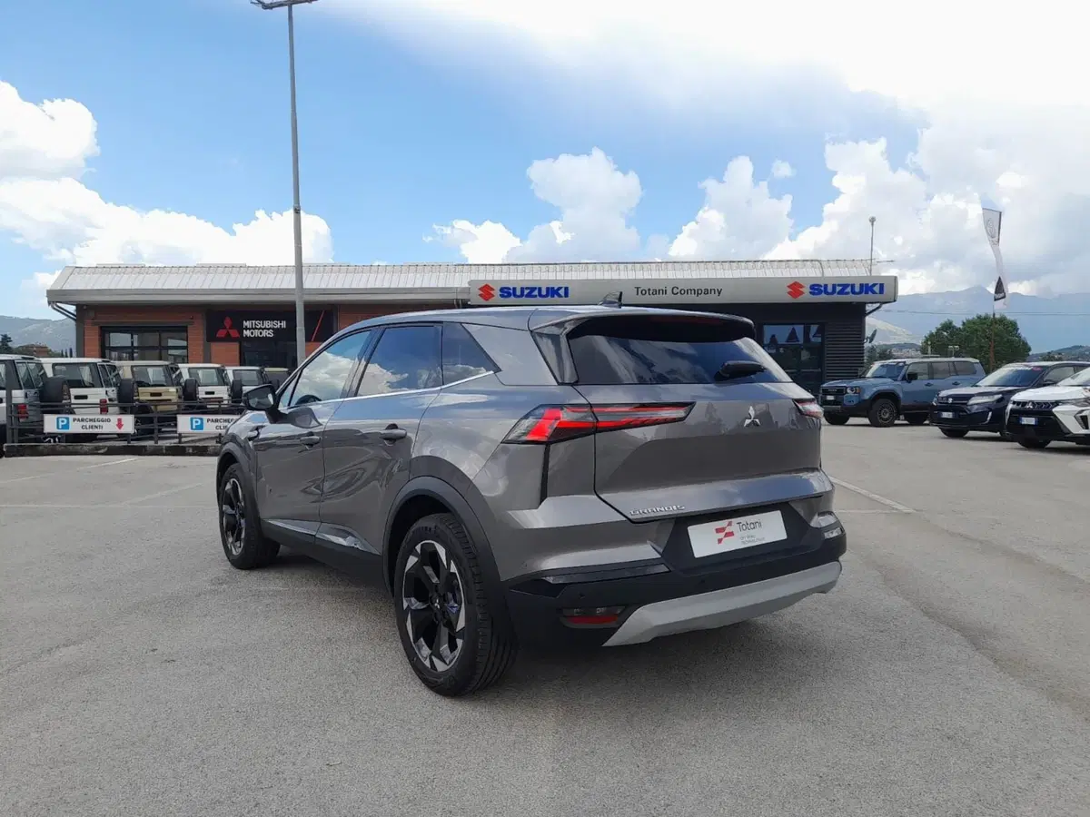 Mitsubishi Grandis nuova a L'Aquila (9)