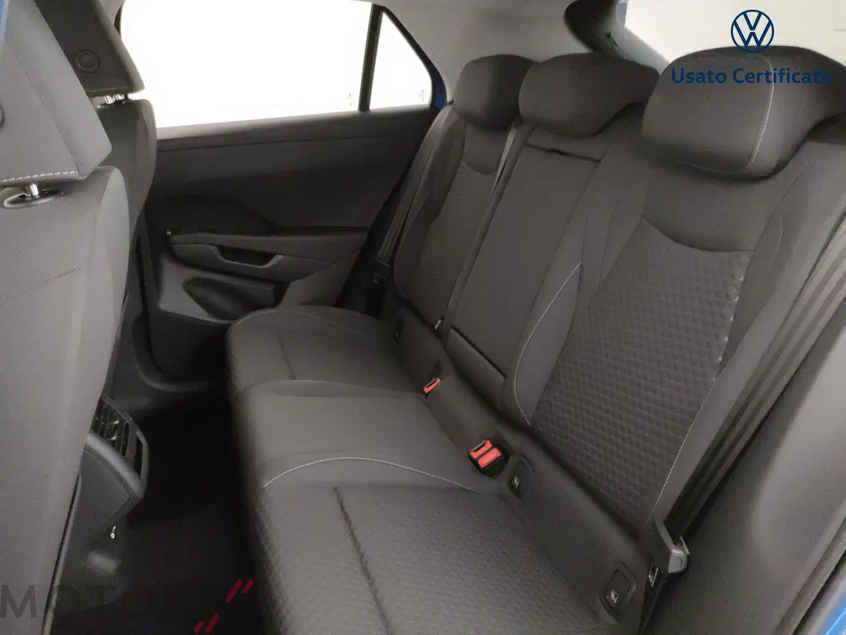 Volkswagen T-Roc nuova a Varese (10)