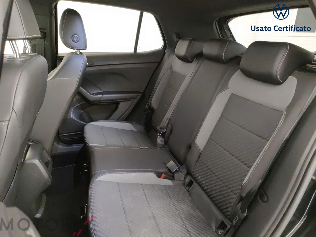 Volkswagen T-Cross usata a Varese (10)