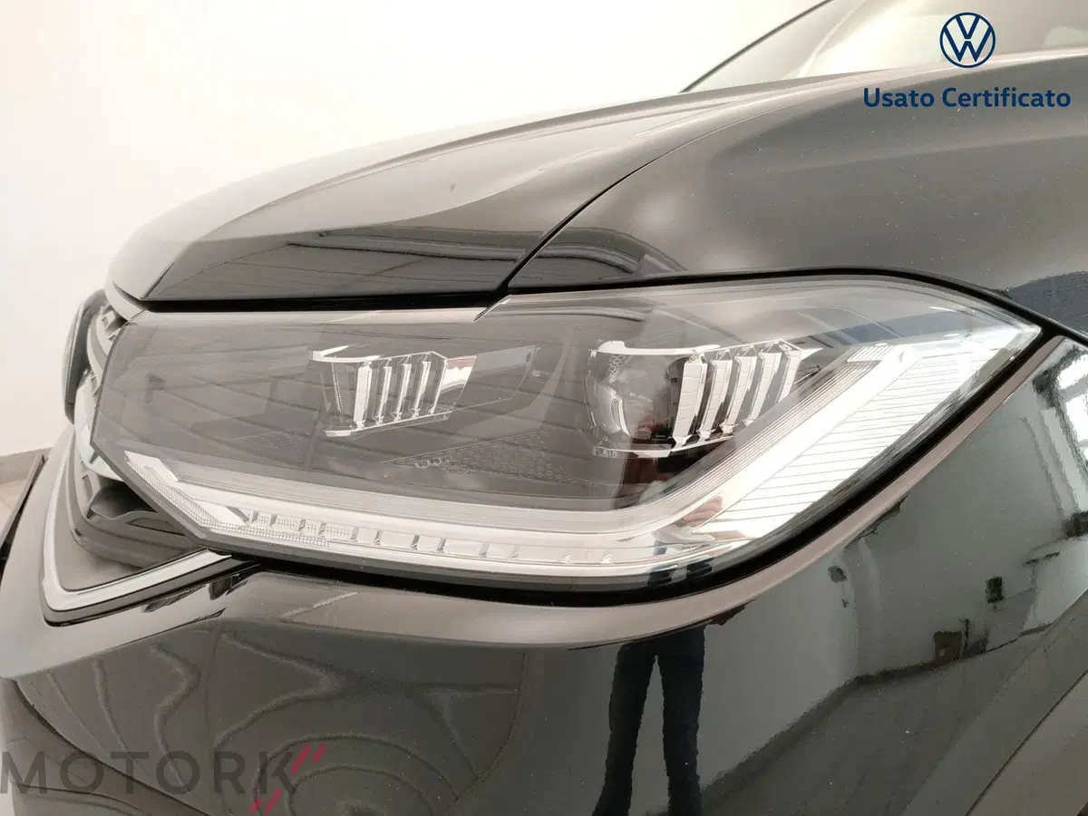 Volkswagen T-Cross usata a Varese (7)