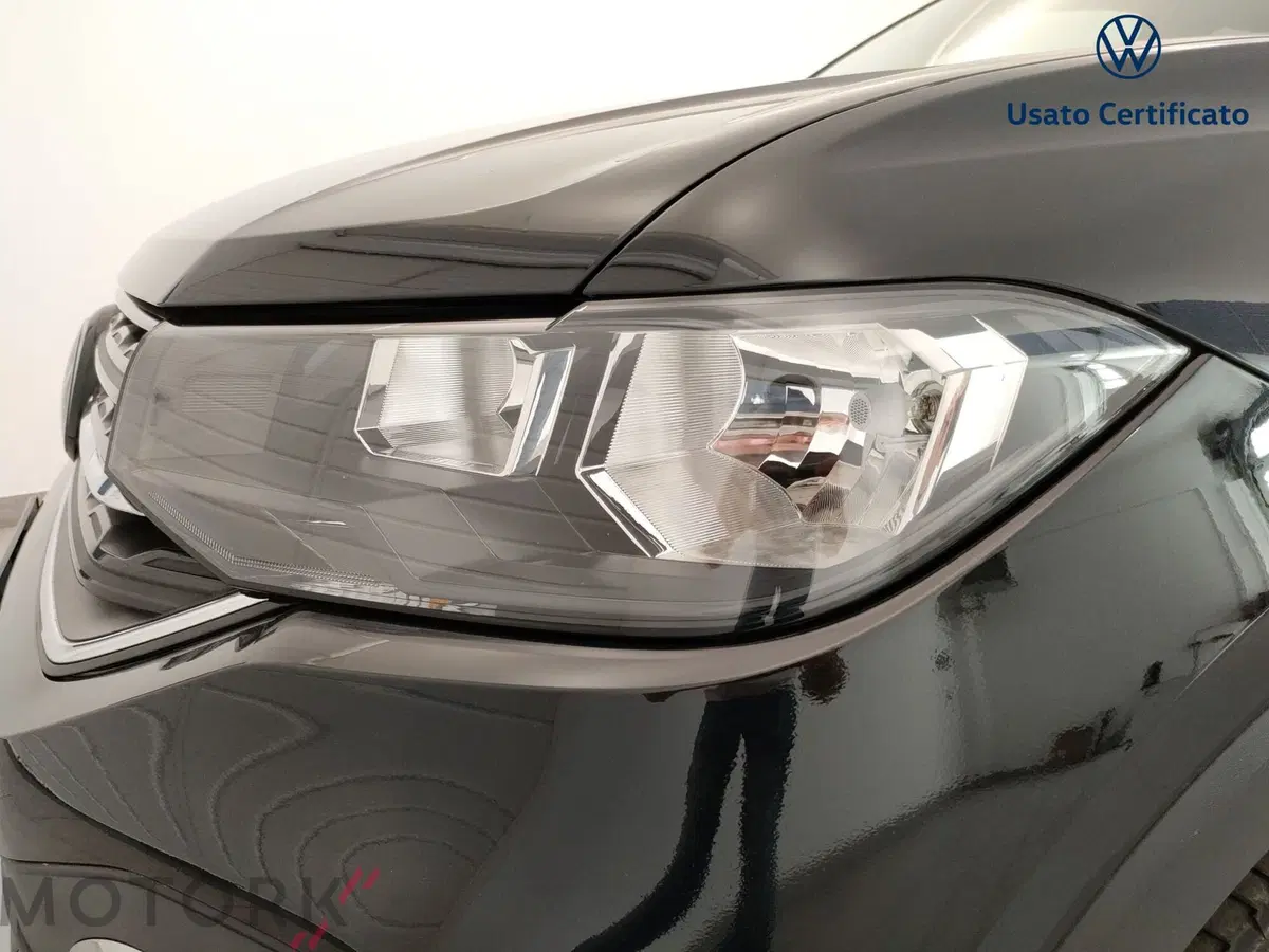 Volkswagen T-Cross usata a Varese (7)