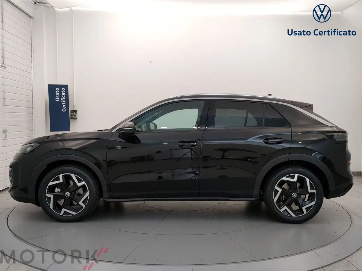 Volkswagen T-Roc nuova a Varese (3)