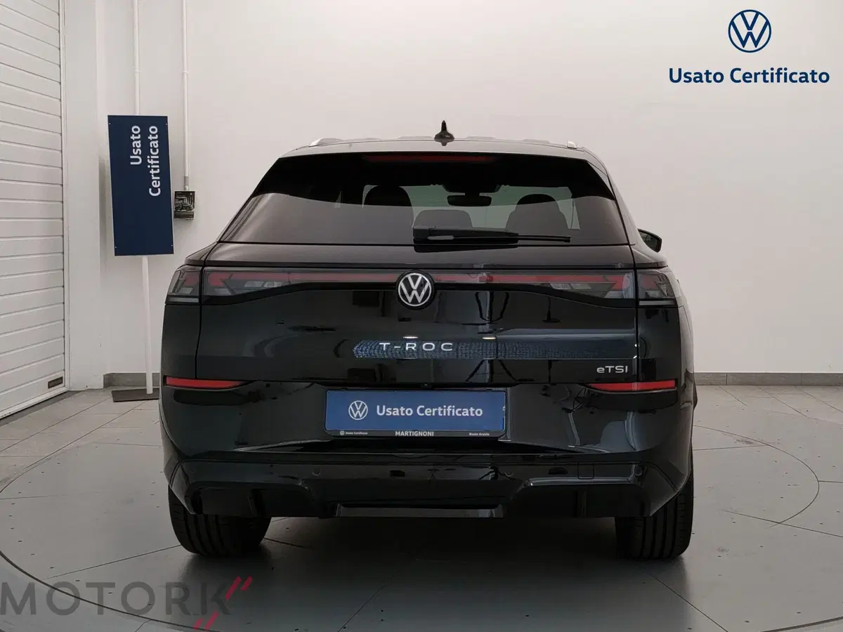 Volkswagen T-Roc nuova a Varese (4)