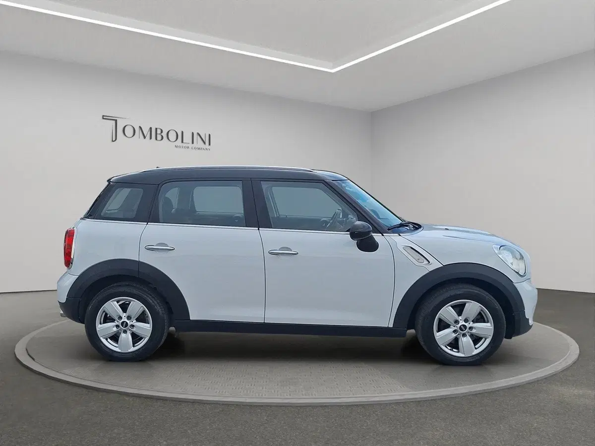 MINI Mini Countryman usata a Macerata (8)