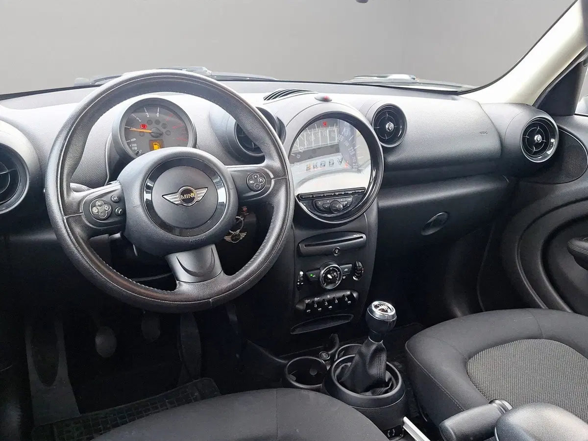 MINI Mini Countryman usata a Macerata (9)