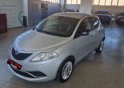 Lancia Ypsilon 1.2 69 CV 5 porte Gold del 2016 usata a Orvieto