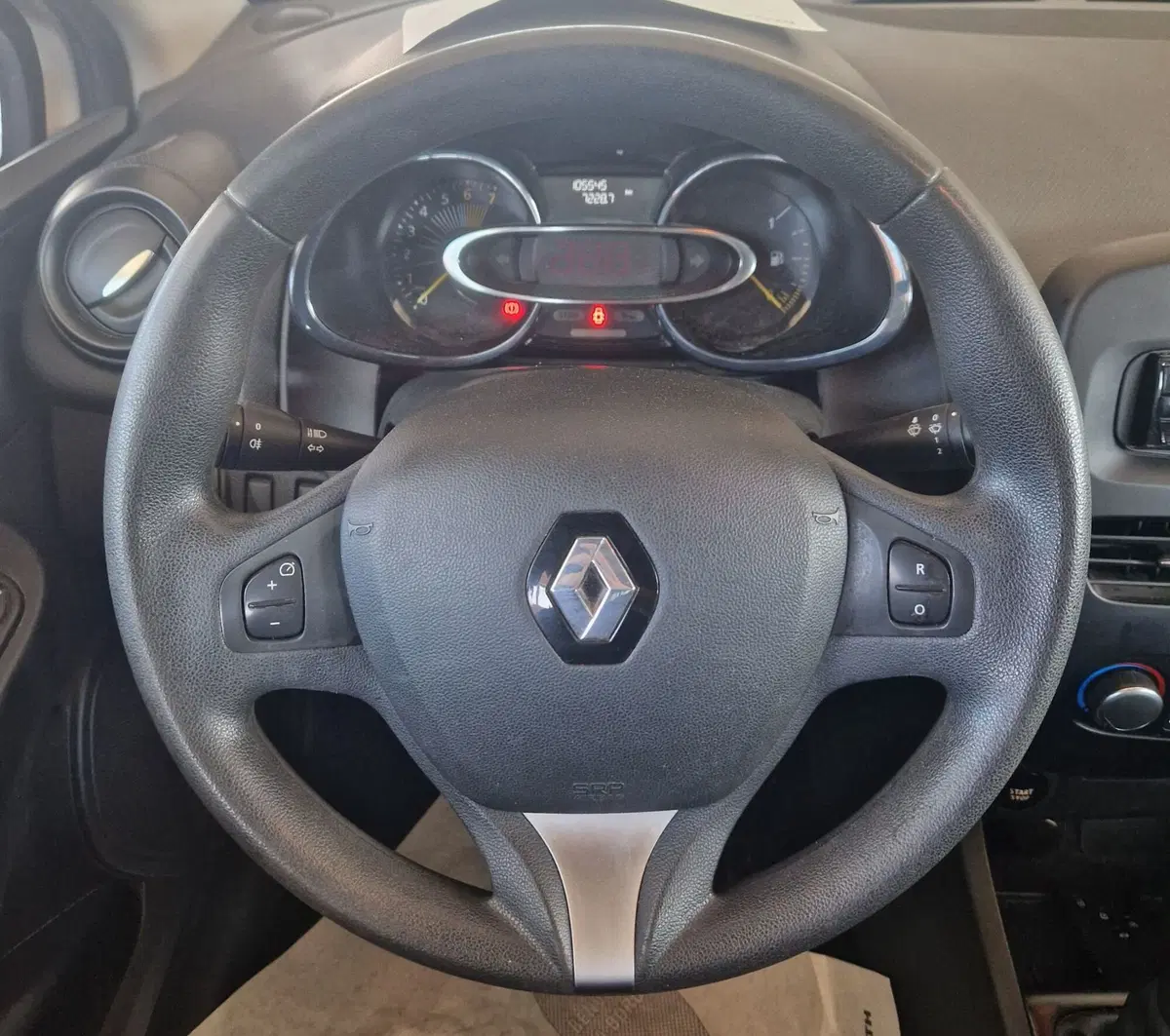 Renault Clio usata a Terni (12)