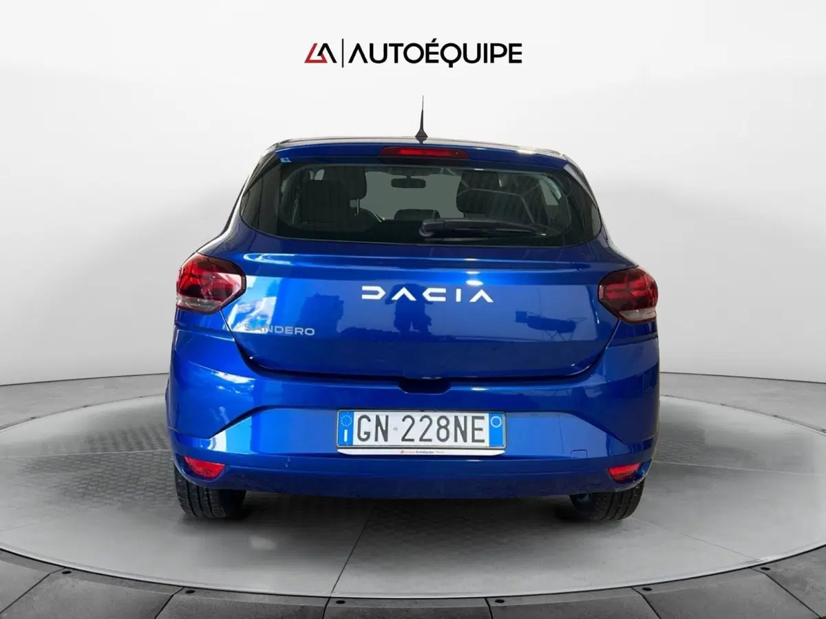 Dacia Sandero usata a Roma (4)