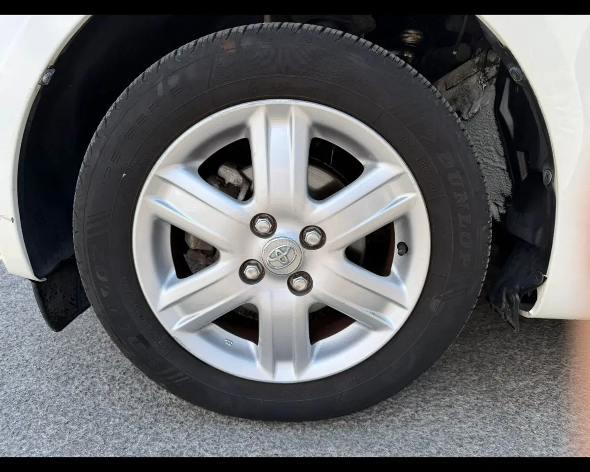 Toyota iQ usata a Imperia (15)