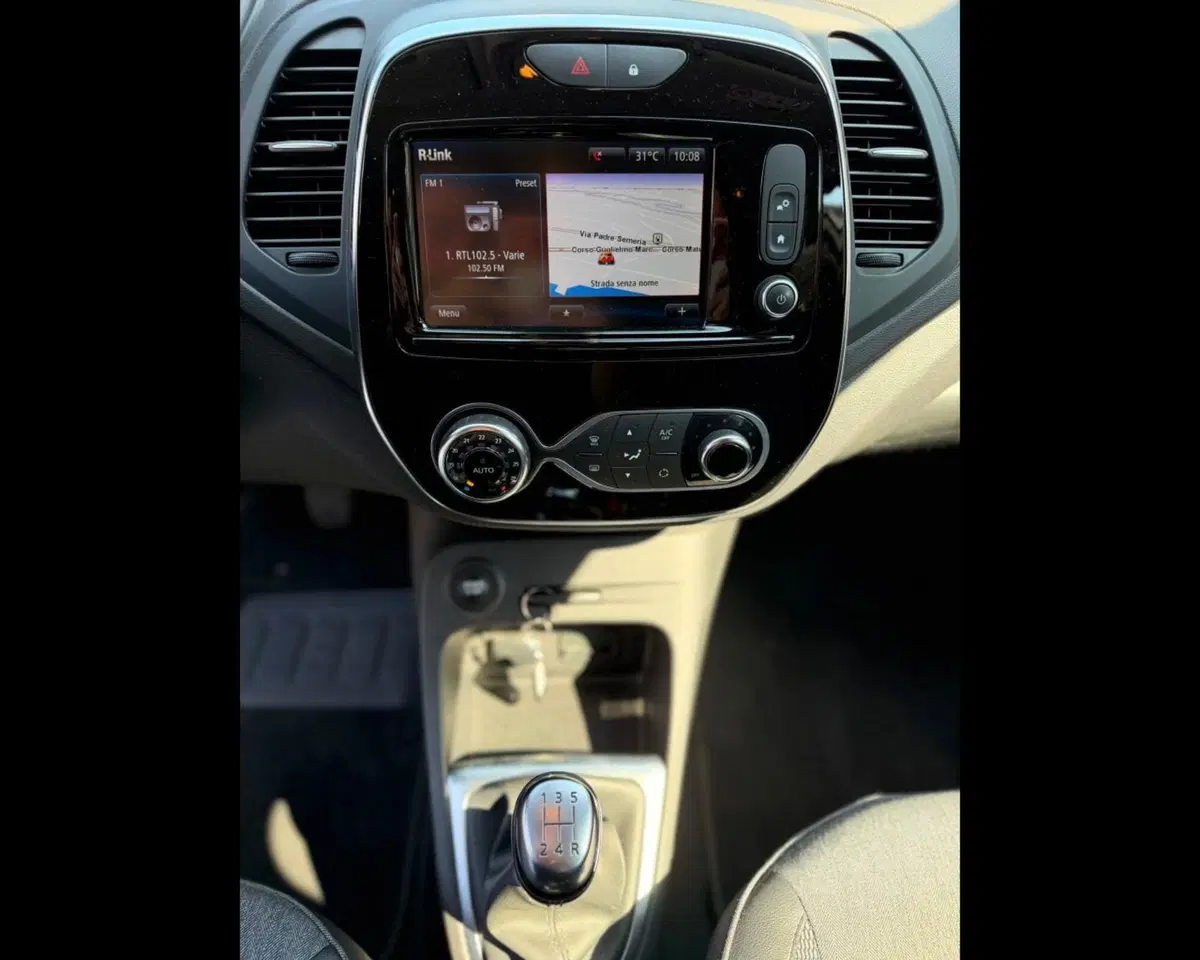 Renault Captur usata a Imperia (12)