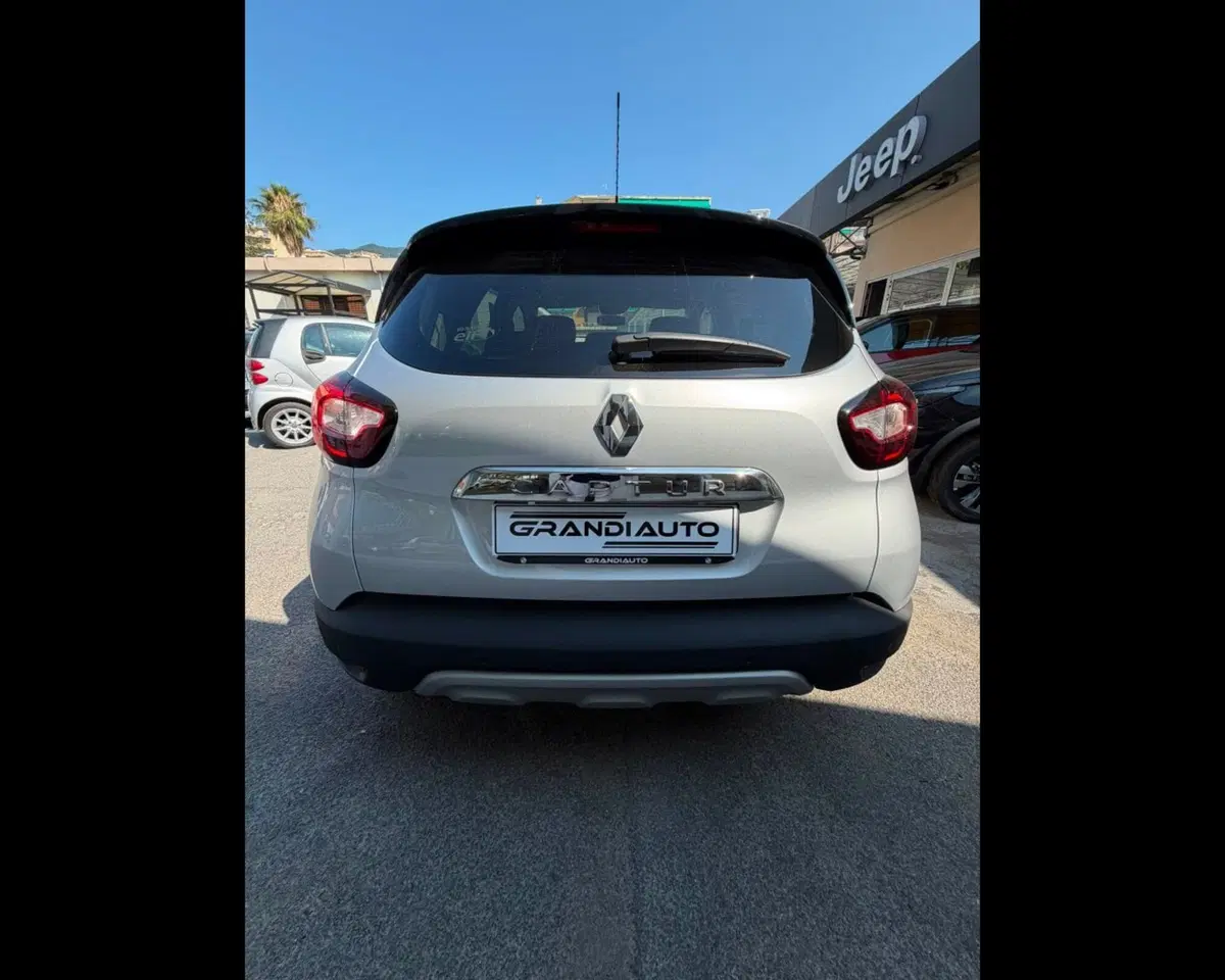 Renault Captur usata a Imperia (4)