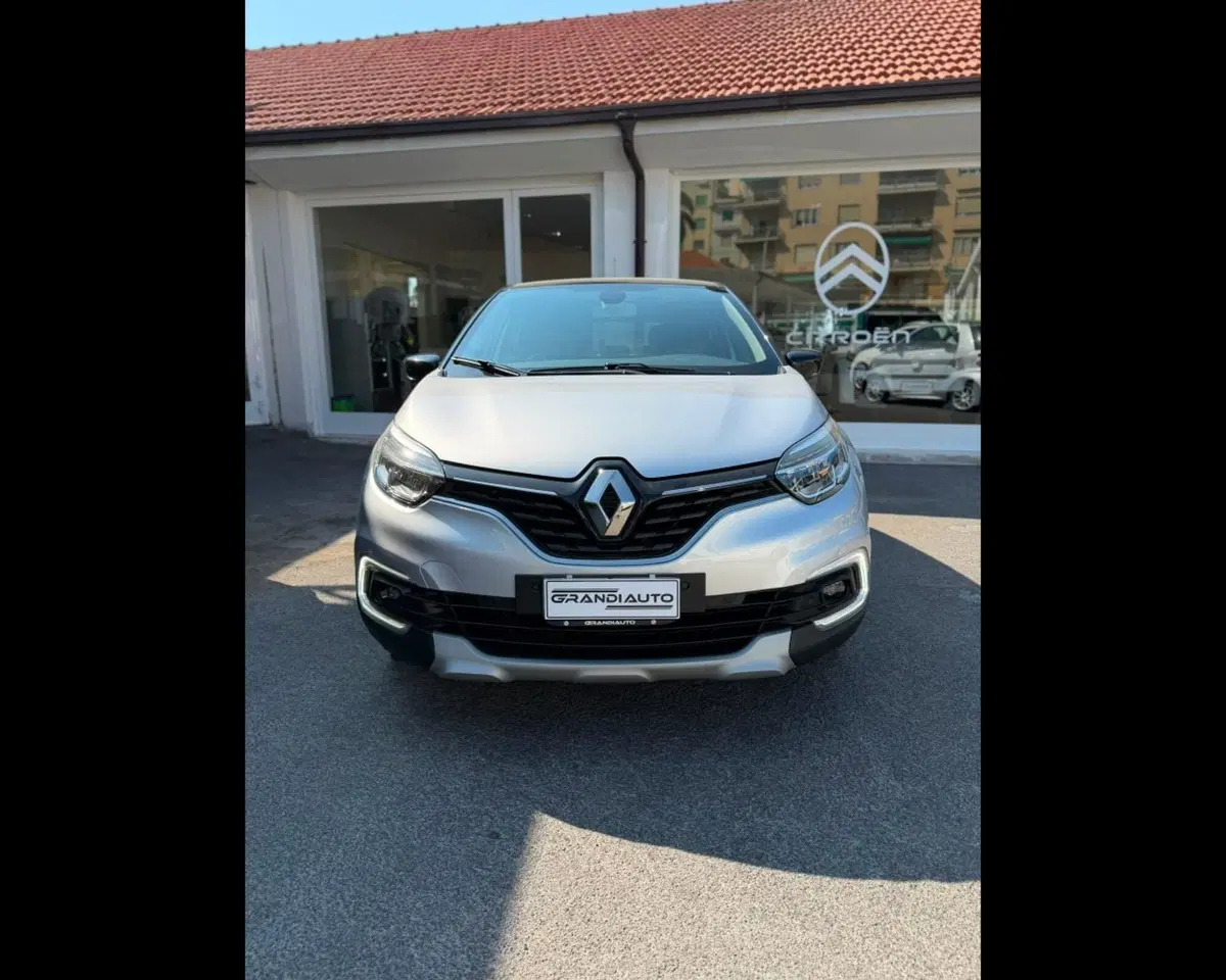 Renault Captur usata a Imperia (8)