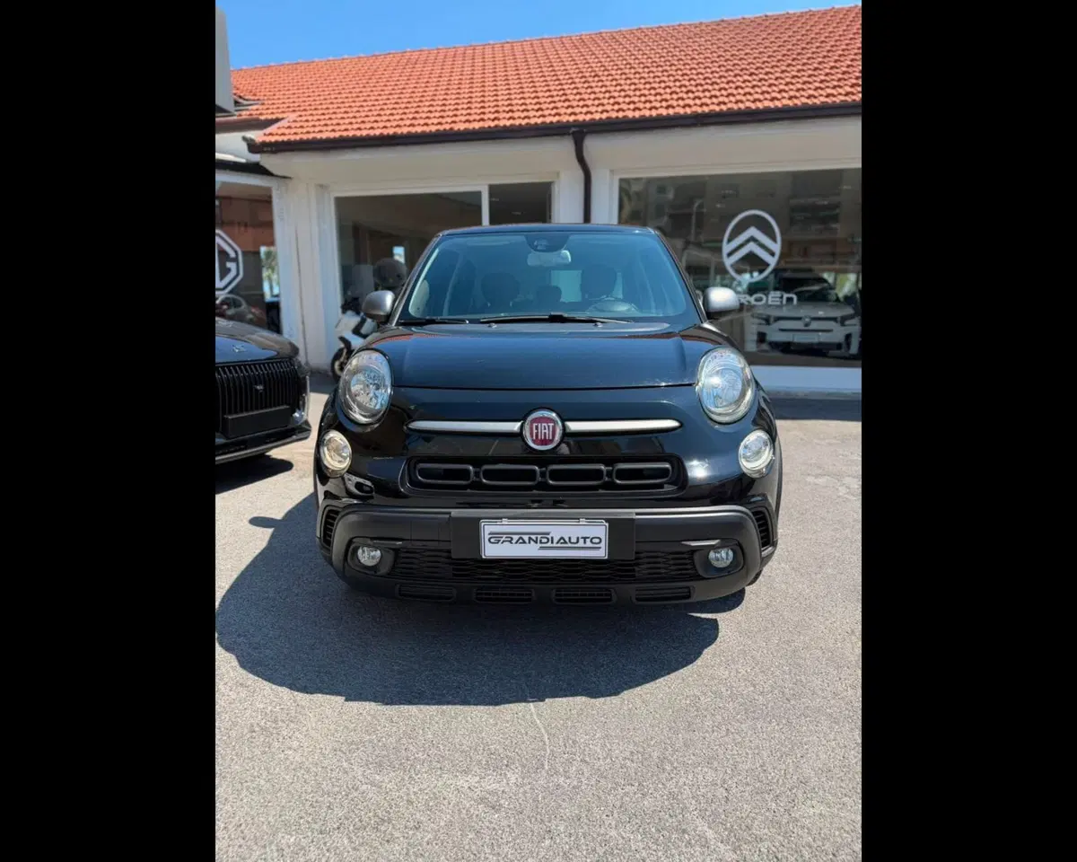 Fiat 500L usata a Imperia (7)