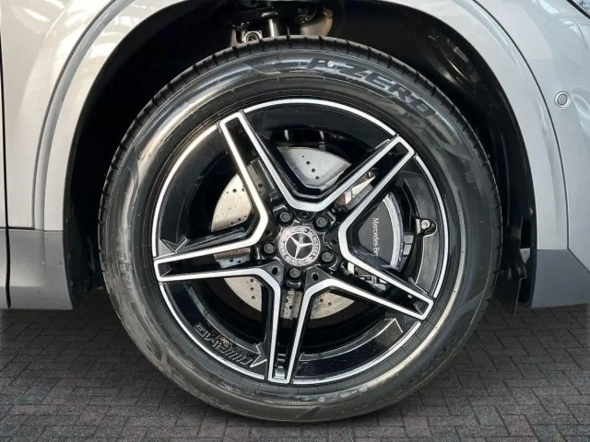 Mercedes-Benz GLA SUV nuova a Verona (7)