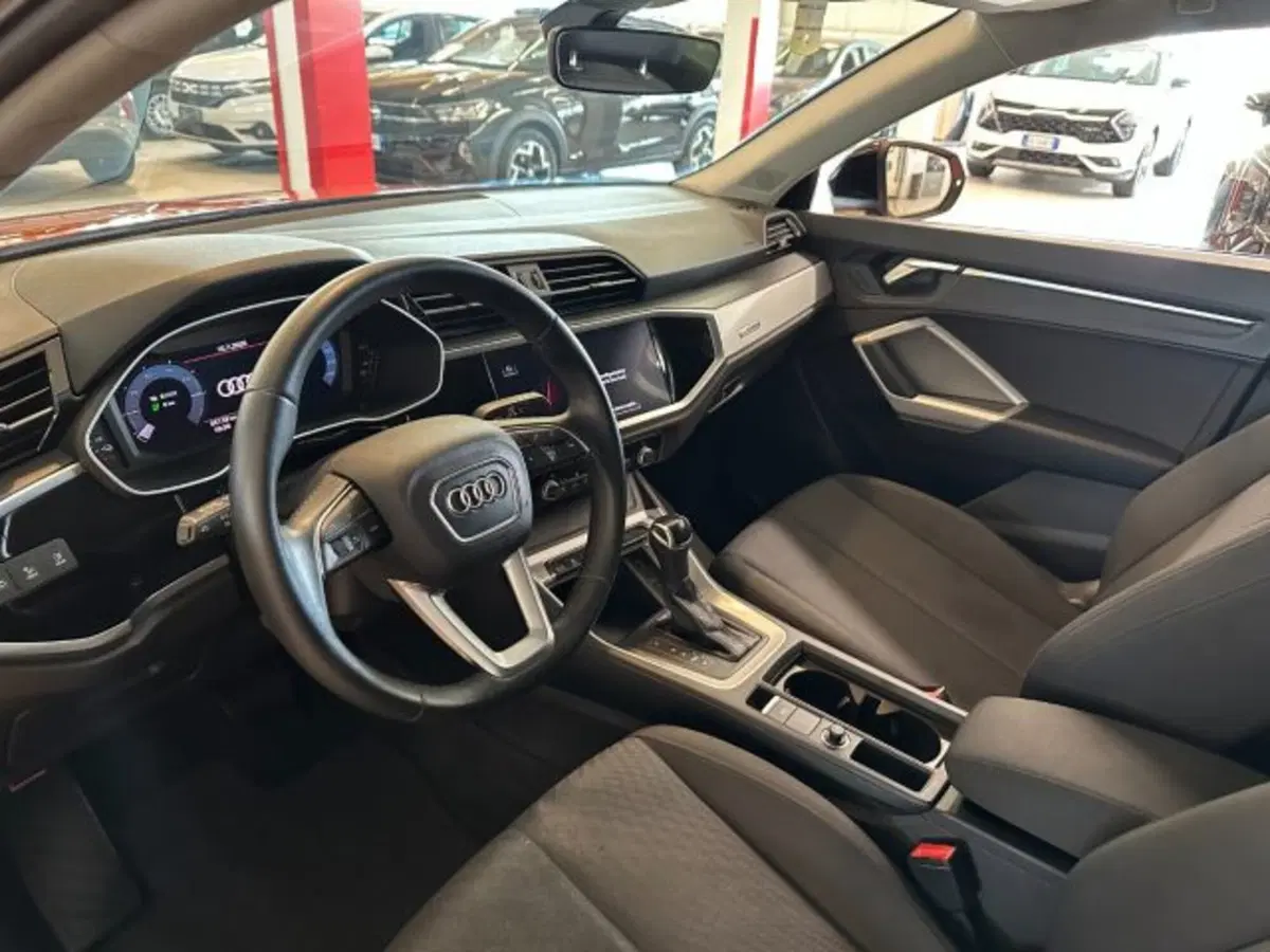 Audi Q3 Sportback usata a Vicenza (7)
