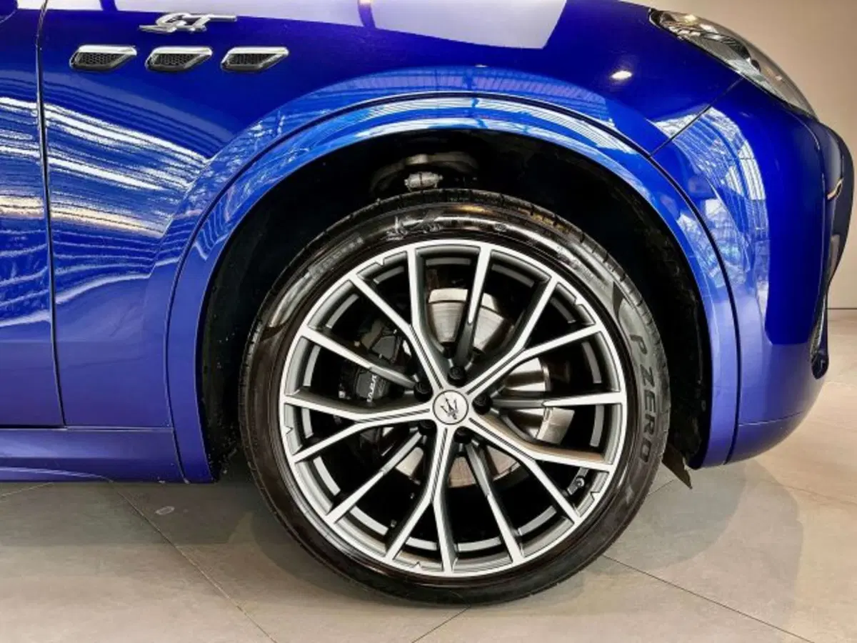 Maserati Grecale usata a Torino (5)